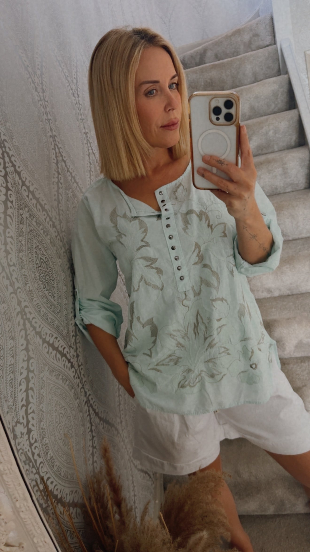 Sue shirt